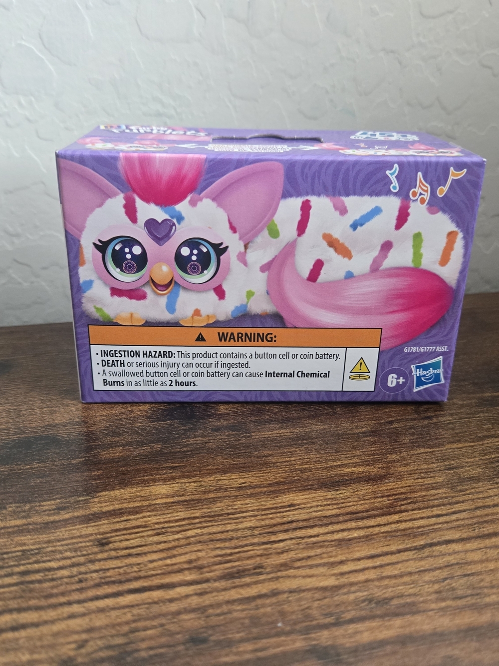 Furby Furblets DJ Berry-Cup-Cake Mini Interactive Plush Toy NIB